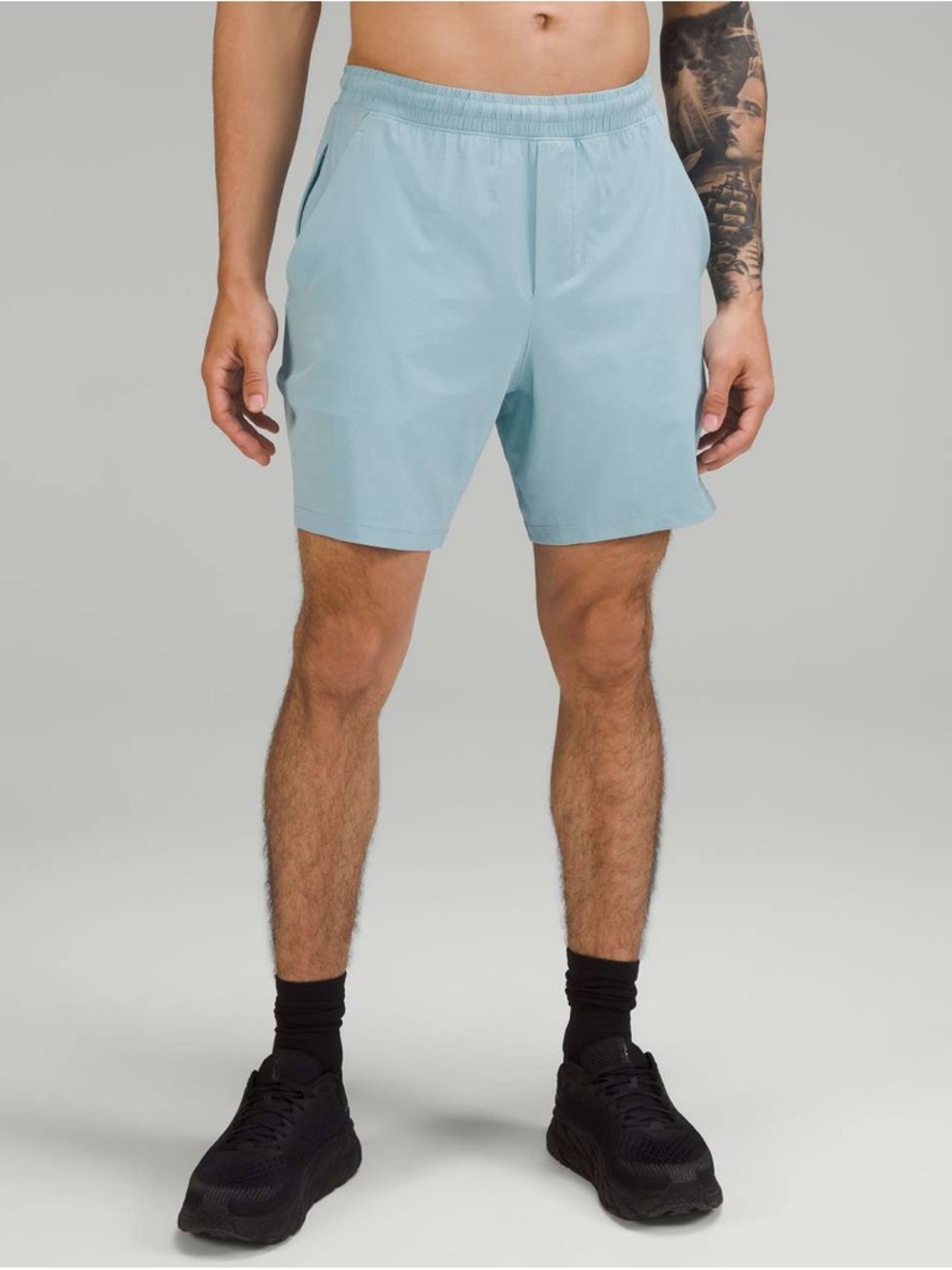 Lululemon Pace Breaker Linerless Shorts 
Size Mens small